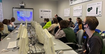 Учащиеся информационно-технологического профиля стали участниками «Урока цифры» в ВятГУ