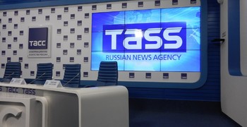 Делегация Кировской области в составе Андрея Киверина,7 «Д», и Алины Русаковой, 6 класс ВПГ, приняли участие во втором этапе Всероссийского конкурса телевизионных новостных проектов в Москве