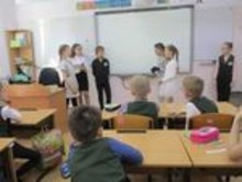 3 «В» выступили с инициативой – подготовить благотворительный праздник по творчеству С.Я. Маршака.